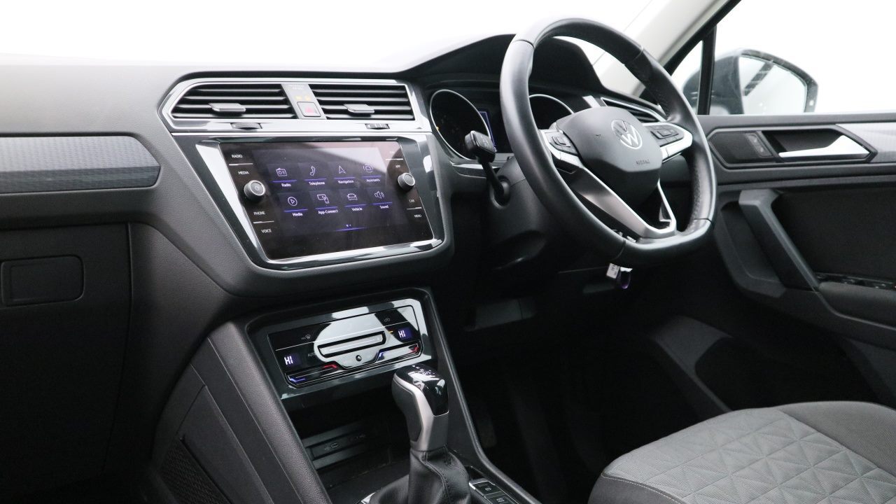 Used Volkswagen Tiguan 2022 for sale - 76203944: Photo 3