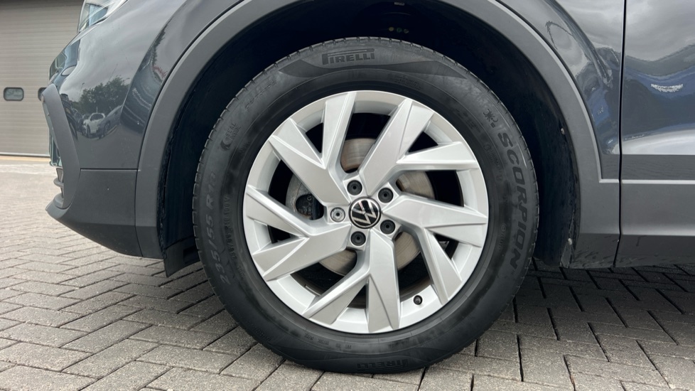 Used Volkswagen Tiguan 2022 for sale - 76203944: Photo 32
