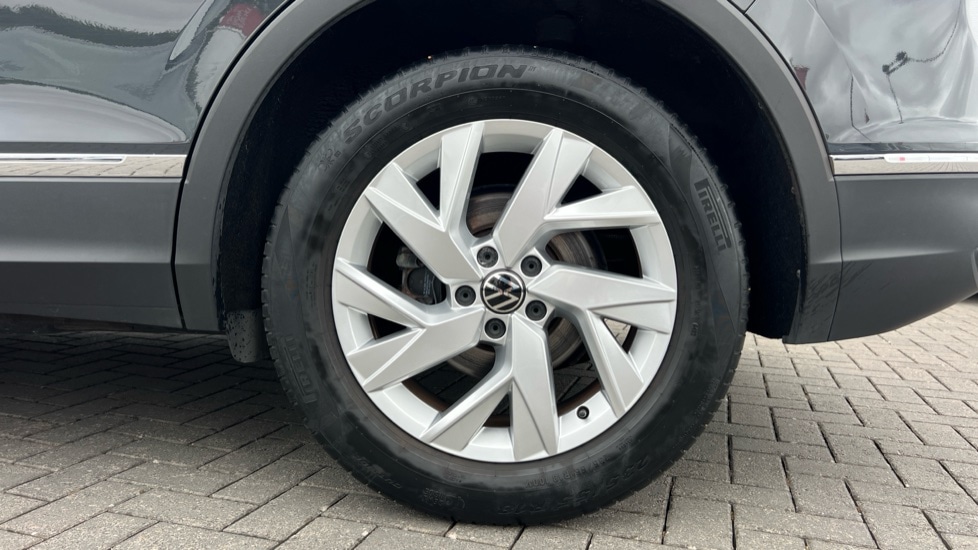 Used Volkswagen Tiguan 2022 for sale - 76203944: Photo 33