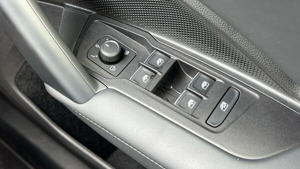 Used Volkswagen Tiguan 2024 for sale - 76241707: Photo 46