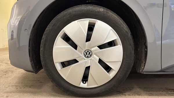 Used Volkswagen ID.3 2023 for sale - 76311881: Photo 5