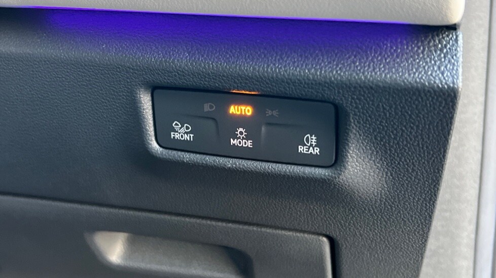 Used Volkswagen Tiguan 2024 for sale - 77010416: Photo 32