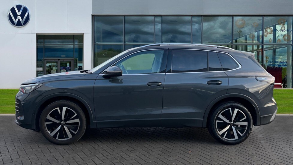 Used Volkswagen Tiguan 2024 for sale - 77010416: Photo 9