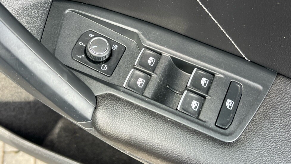 Used Volkswagen Tiguan 2022 for sale - 76008351: Photo 33