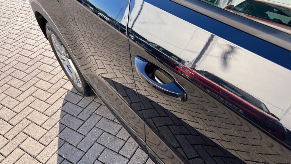 Used Volkswagen T-Roc 2023 for sale - 76079135: Photo 55