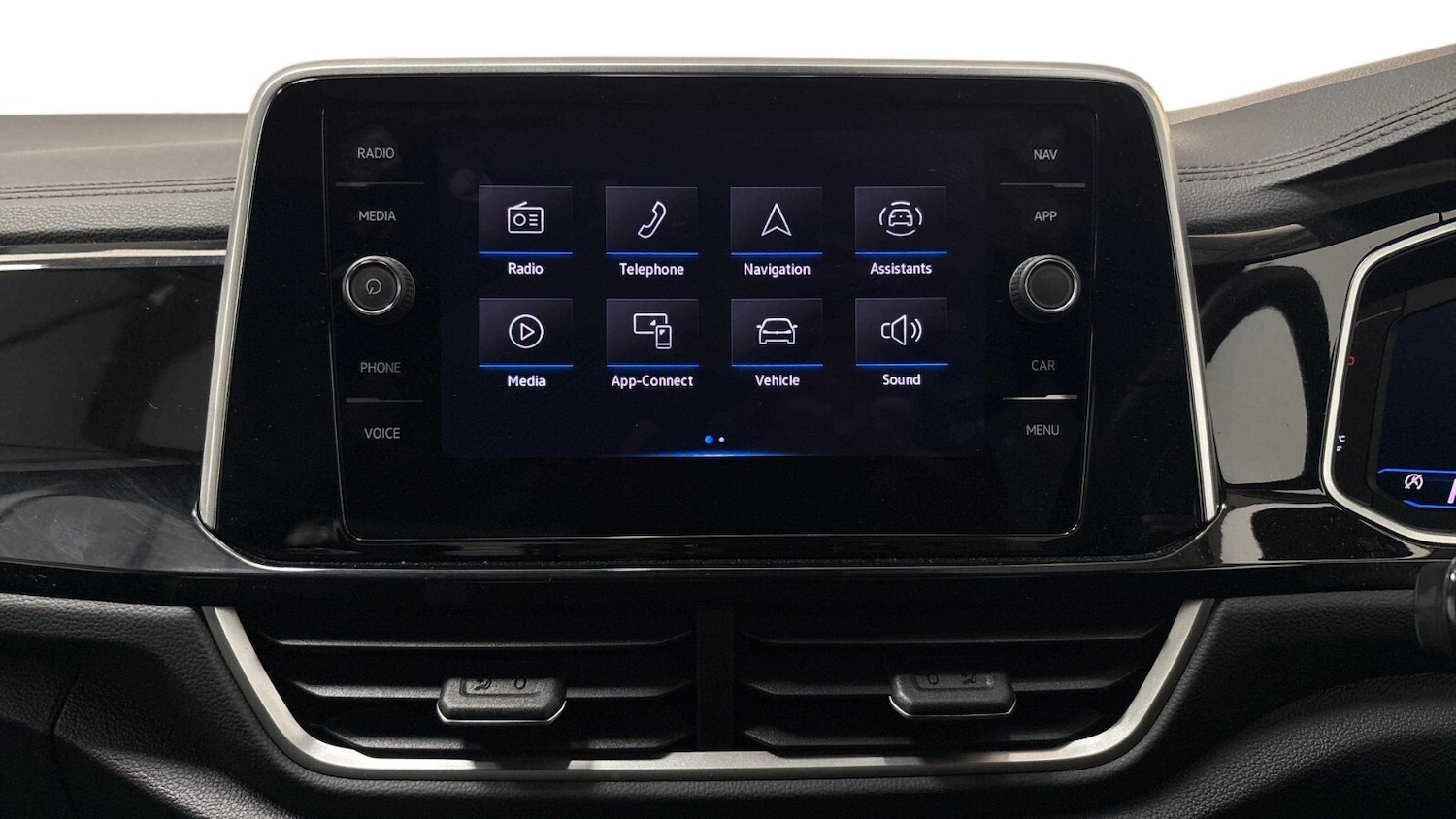 Used Volkswagen T-Roc 2023 for sale - 76079135: Photo 8