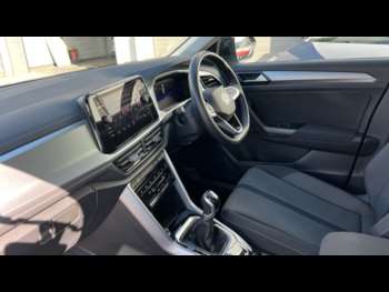 Used Volkswagen T-Roc 2023 for sale - 74561007: Photo