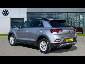 Used Volkswagen T-Roc 2023 for sale - 74561007: Photo
