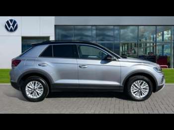 Used Volkswagen T-Roc 2023 for sale - 74561007: Photo