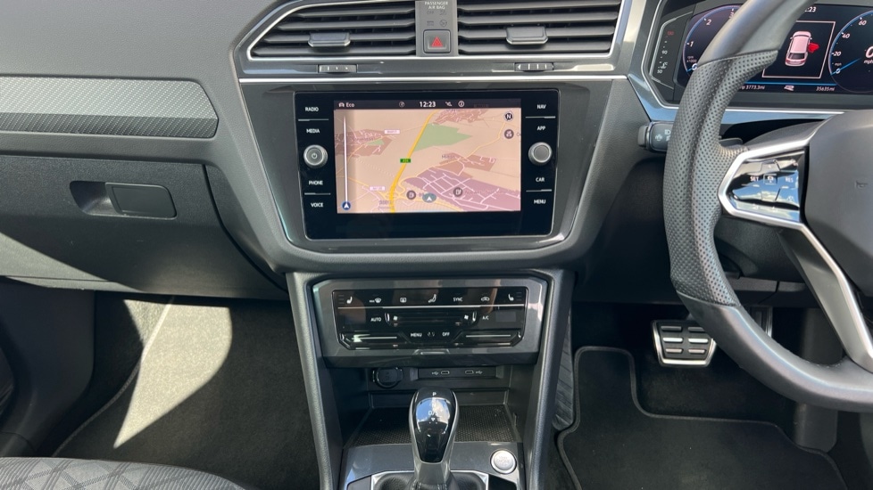 Used Volkswagen Tiguan 2021 for sale - 76180208: Photo 21