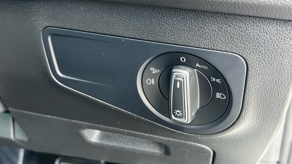 Used Volkswagen Tiguan 2021 for sale - 76180208: Photo 40
