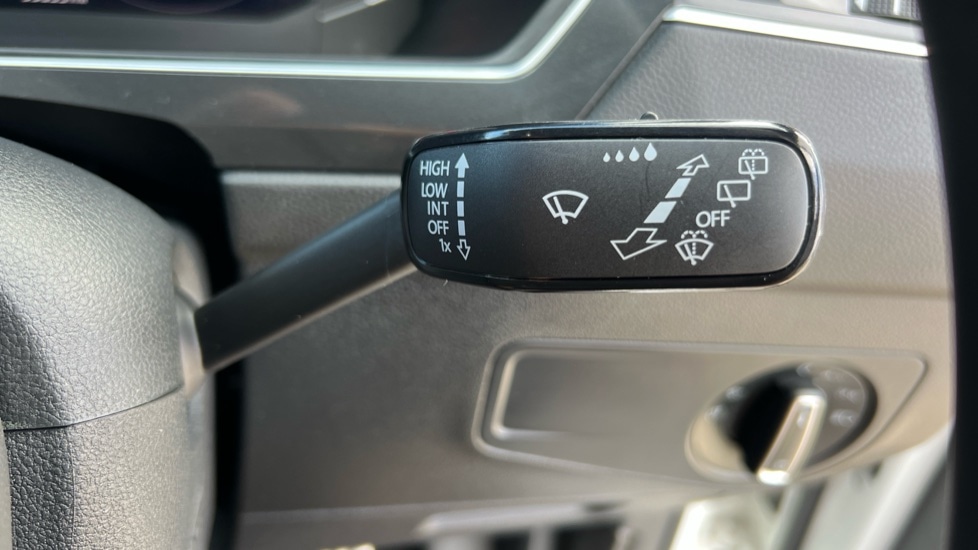 Used Volkswagen Tiguan 2021 for sale - 76180208: Photo 48