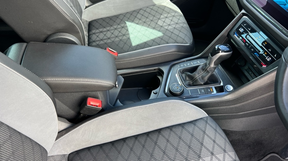 Used Volkswagen Tiguan 2021 for sale - 76180208: Photo 51