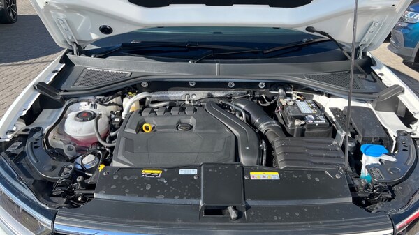 Used Volkswagen T-Roc 2022 for sale - 76332293: Photo 25