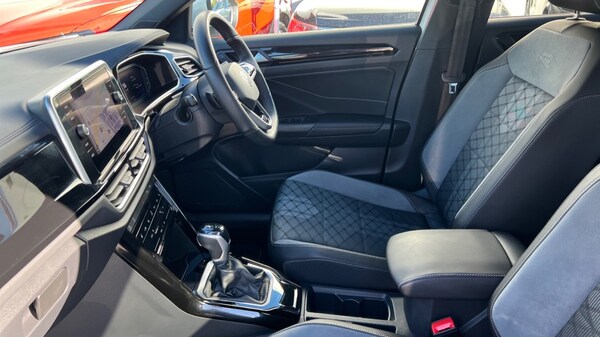 Used Volkswagen T-Roc 2022 for sale - 76332293: Photo 36