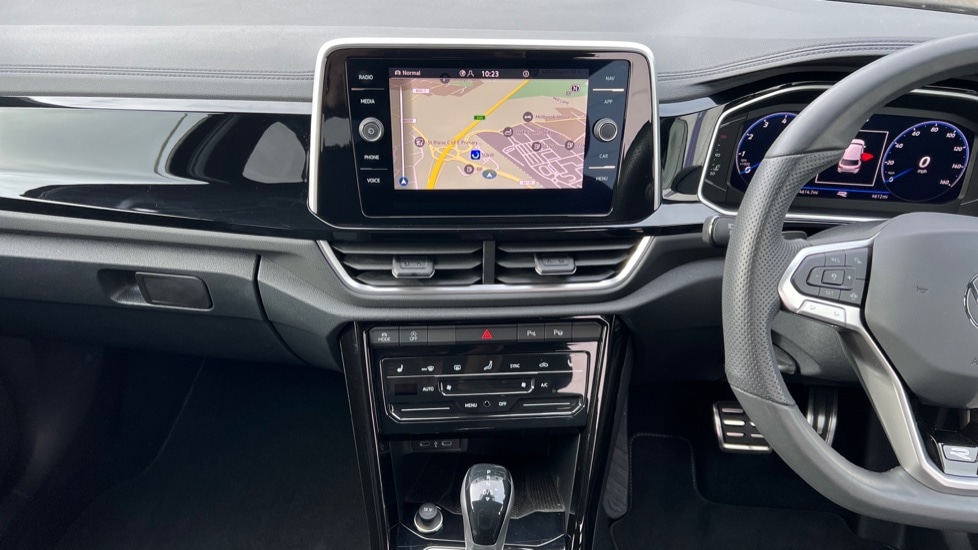 Used Volkswagen T-Roc 2025 for sale - 76760715: Photo 13