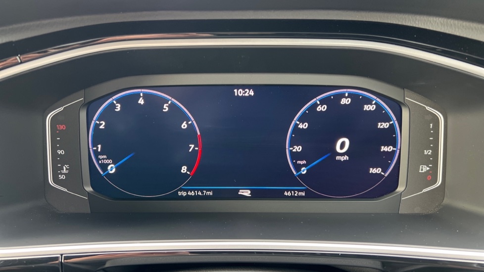 Used Volkswagen T-Roc 2025 for sale - 76760715: Photo 14