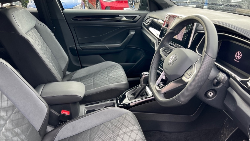 Used Volkswagen T-Roc 2025 for sale - 76760715: Photo 26