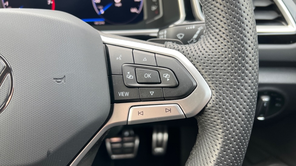 Used Volkswagen T-Roc 2025 for sale - 76760715: Photo 31