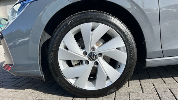 Used Volkswagen Golf 2024 for sale - 75796610: Photo 19