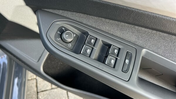 Used Volkswagen Golf 2024 for sale - 75796610: Photo 33