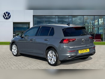 Used Volkswagen Golf 2024 for sale - 75796610: Photo 3