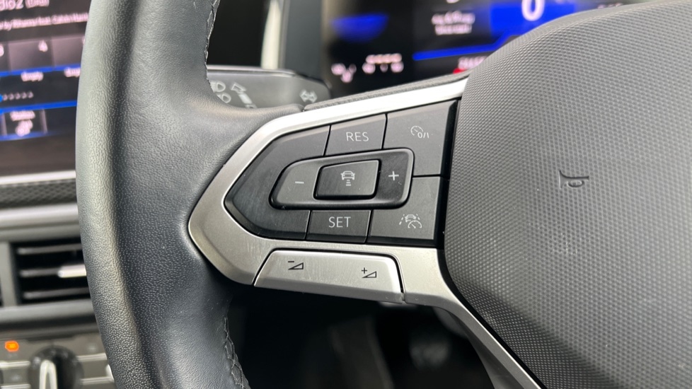 Used Volkswagen Polo 2023 for sale - 77075798: Photo 30