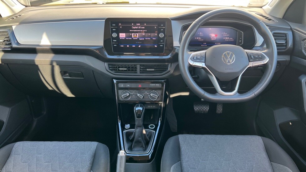 Used Volkswagen T-Cross 2025 for sale - 76937472: Photo 12