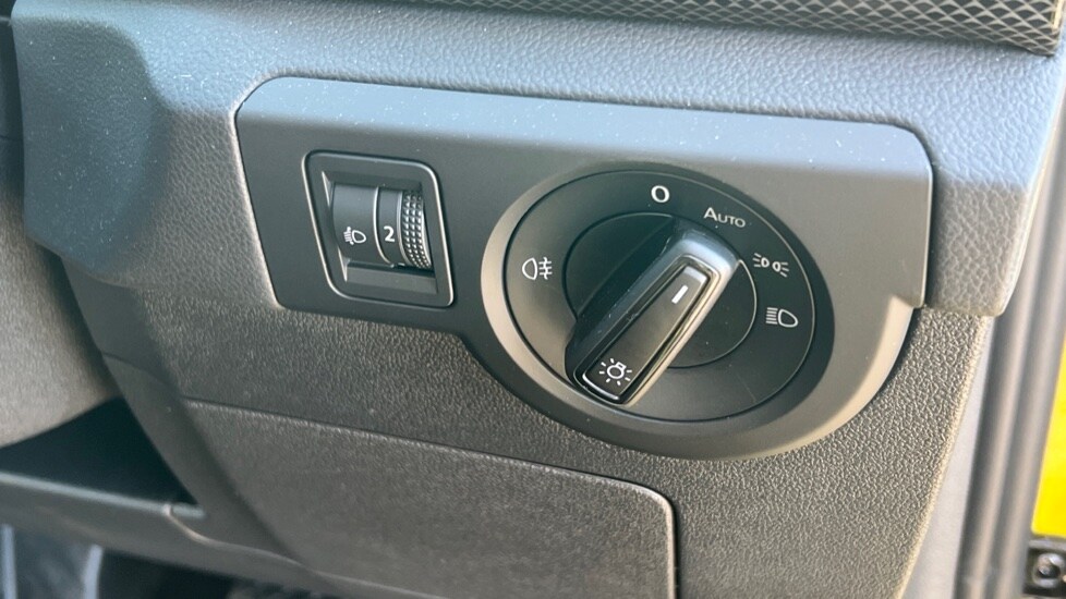 Used Volkswagen T-Cross 2025 for sale - 76937472: Photo 32