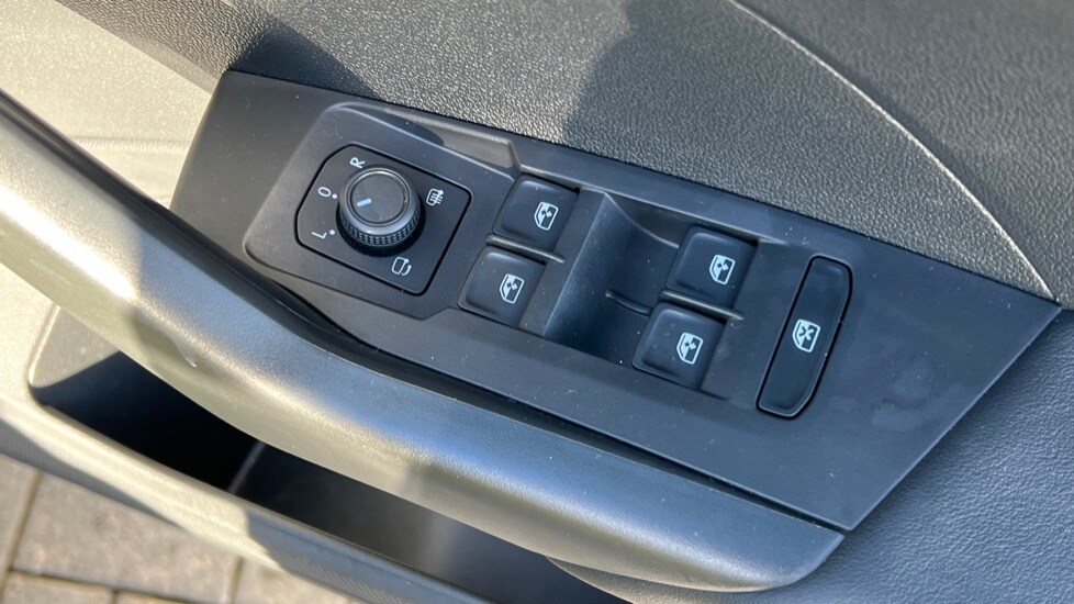 Used Volkswagen T-Cross 2025 for sale - 76937472: Photo 33