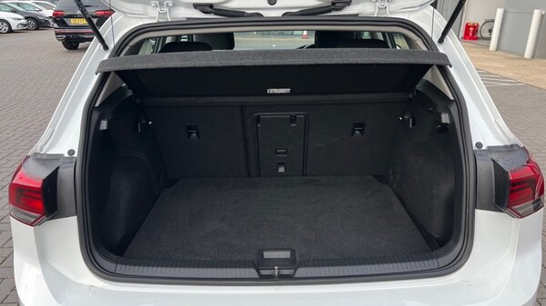 Used Volkswagen Golf 2021 for sale - 76061970: Photo 16