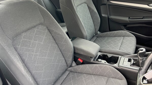 Used Volkswagen Golf 2021 for sale - 76061970: Photo 36