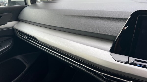 Used Volkswagen Golf 2021 for sale - 76061970: Photo 41