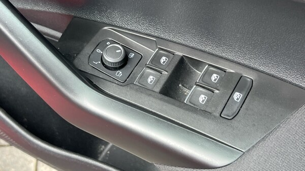 Used Volkswagen Polo 2022 for sale - 75735186: Photo 33