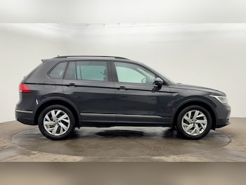 Used Volkswagen Tiguan 2022 for sale - 75868159: Photo