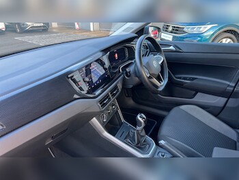 Used Volkswagen Polo 2022 for sale - 76297530: Photo 2