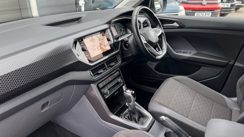 Used Volkswagen T-Cross 2020 for sale - 76180193: Photo 2