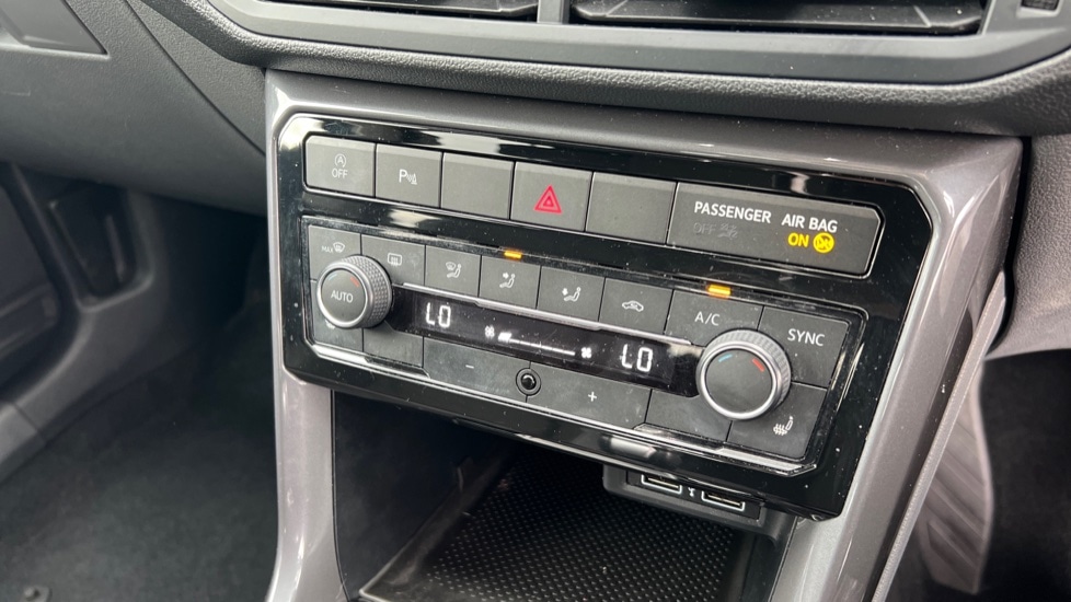 Used Volkswagen T-Cross 2020 for sale - 76180193: Photo 29