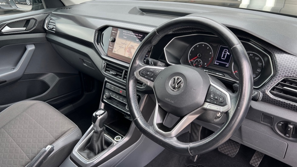 Used Volkswagen T-Cross 2020 for sale - 76180193: Photo 6