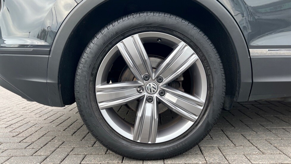 Used Volkswagen Tiguan 2019 for sale - 76434698: Photo 18