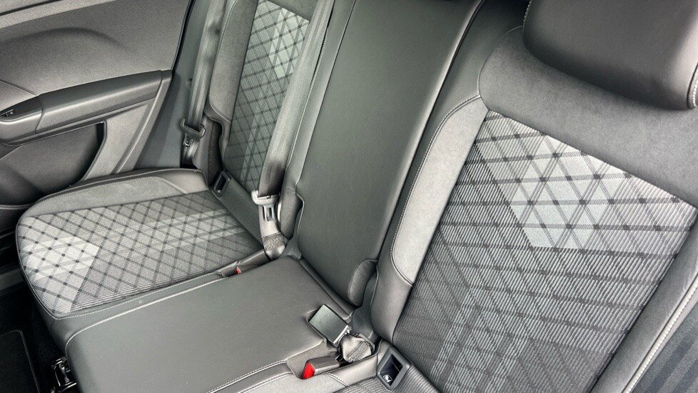 Used Volkswagen T-Cross 2025 for sale - 75660264: Photo 15