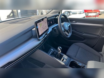 Used Volkswagen Golf 2025 for sale - 77018305: Photo