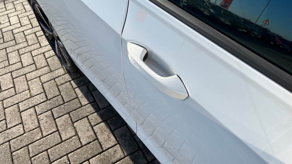 Used Volkswagen Golf 2025 for sale - 77018305: Photo 47