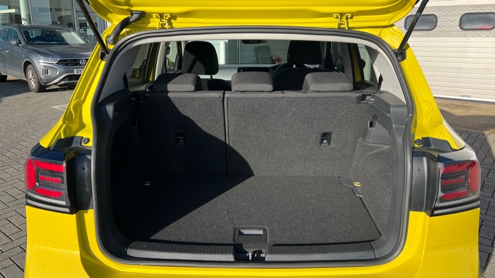 Used Volkswagen T-Cross 2025 for sale - 75522181: Photo 16