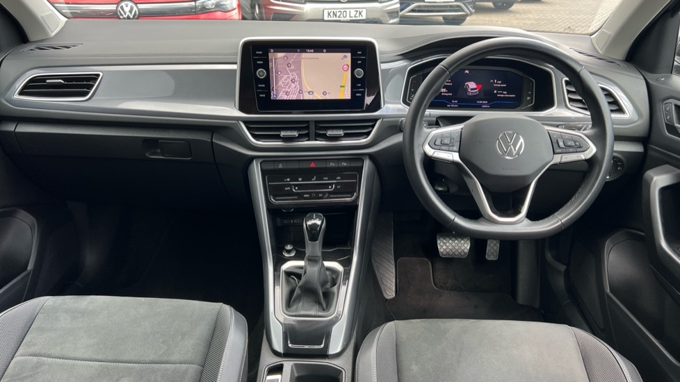 Used Volkswagen T-Roc 2024 for sale - 76190978: Photo 12