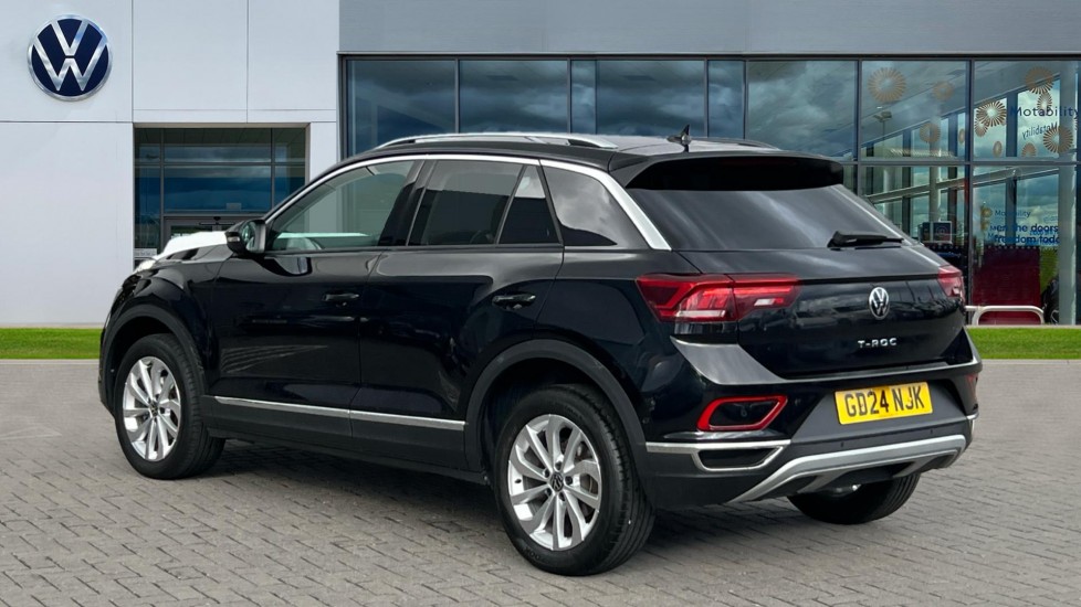 Used Volkswagen T-Roc 2024 for sale - 76190978: Photo 3