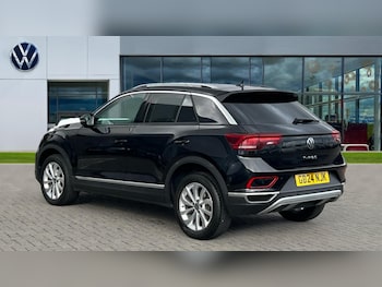 Used Volkswagen T-Roc 2024 for sale - 76190978: Photo 3