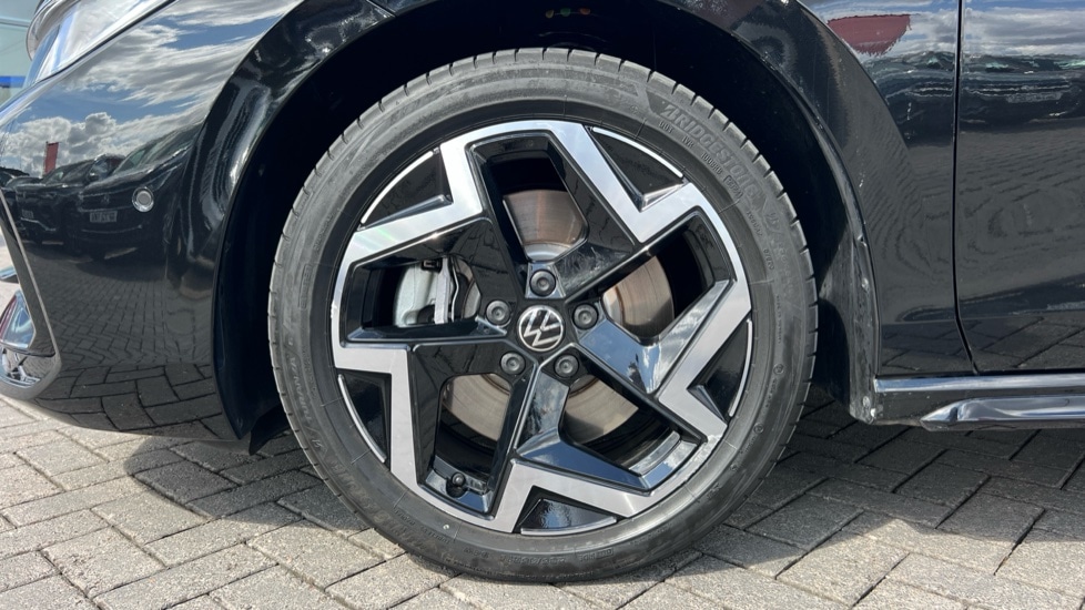 Used Volkswagen Passat 2025 for sale - 76191191: Photo 19
