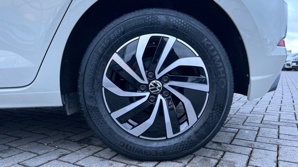 Used Volkswagen Polo 2023 for sale - 77042904: Photo 18