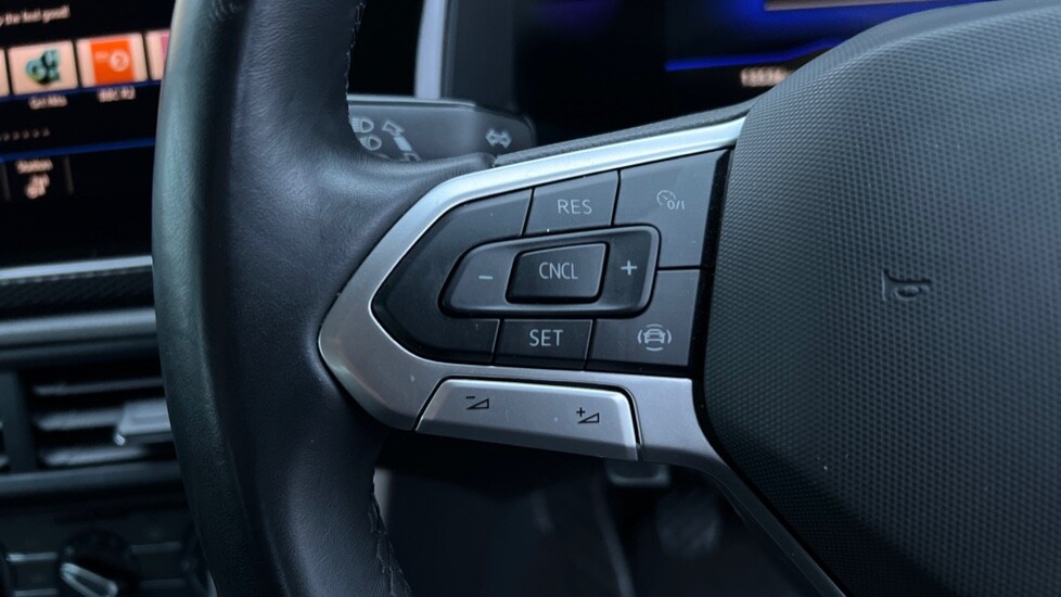 Used Volkswagen Polo 2023 for sale - 77042904: Photo 30